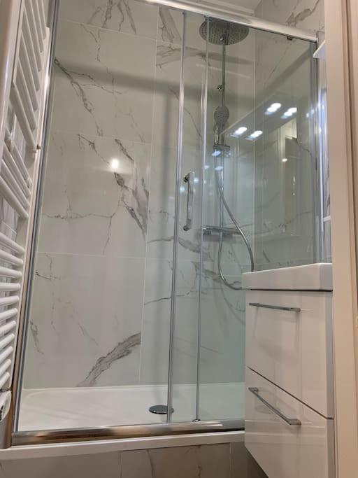 Appartement Chaleureux Дижон Екстериор снимка
